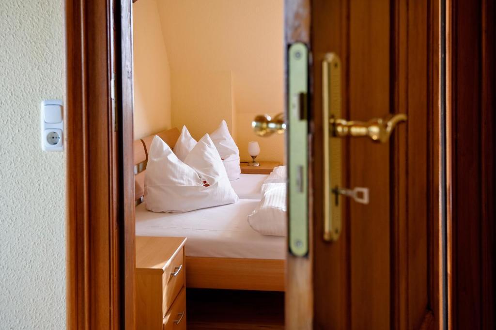 Hotel Am Alten Hafen Wißmar Habitación foto